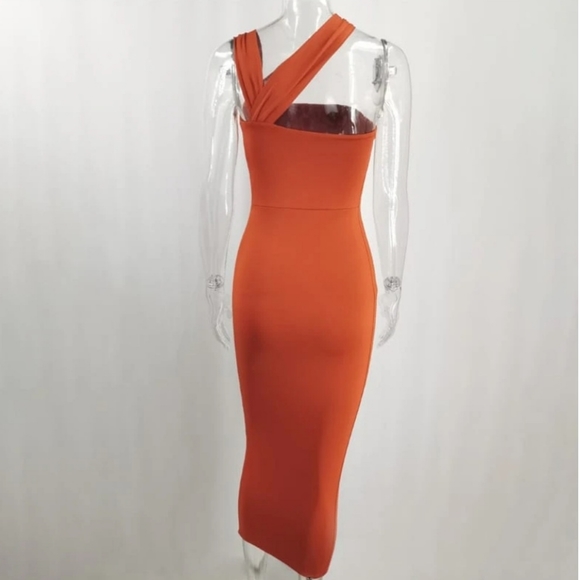 DRESS - Hollow out design - Picture 3 of 4